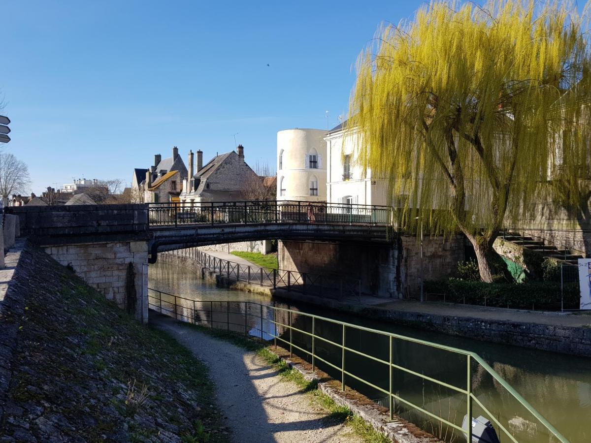 La Maison Virginie 1 A 2 Pers Charmant Hyper Centre- Cour- Parking- Linge- Fibre- Proximite Lac Canal Piscine Montargis Eksteriør bilde